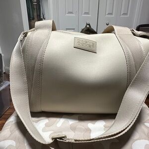 Dagne Dover Medium Landon in Oyster